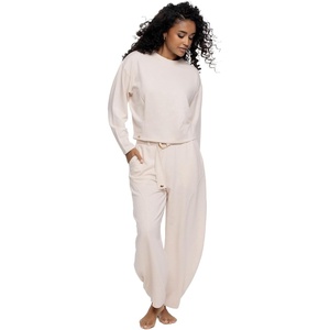 Felina Emery Fleece Crew Neck and Belted Barrel Pant Set(Heather Sand)